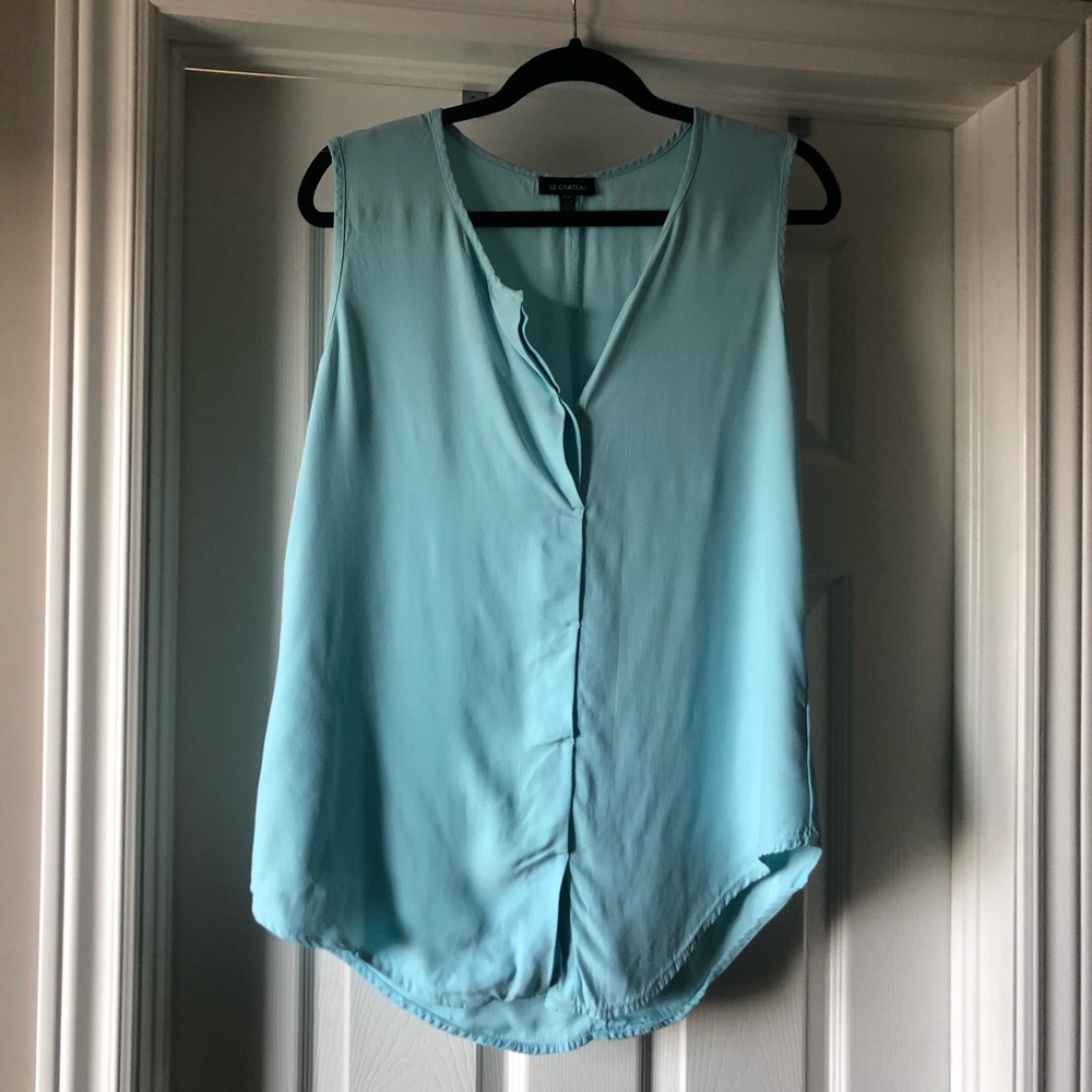 Le Chateau | Sleeveless Blouse
